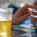 Consumo abusivo de álcool pelas mulheres quase dobra em 17 anos no Brasil