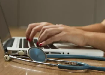 Atestado Médico em Papel Continua Válido em Todo o Brasil, Afirma CFM