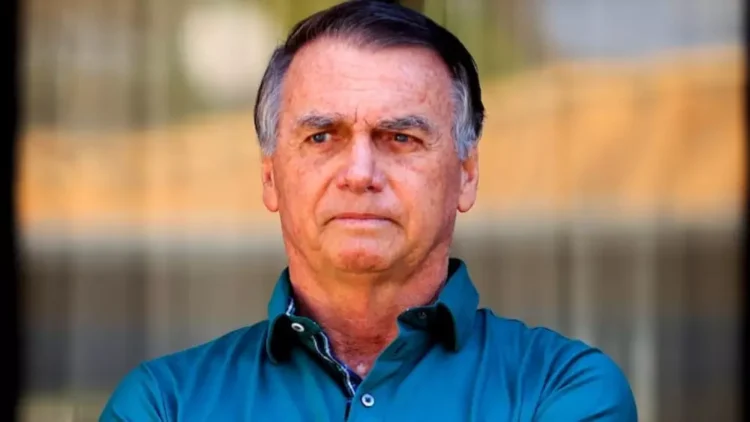 PF confirma necessidade urgente de cirurgia para tratar hérnia de Bolsonaro