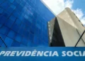 Fila do INSS chega a 2,8 milhões de pedidos pendentes no governo Lula