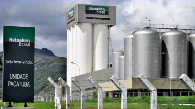 Heineken encerra operações em fábrica no Ceará e demite cerca de 350 trabalhadores