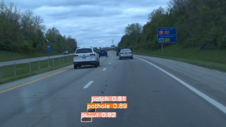 Honda transforma seus carros em fiscais de estrada