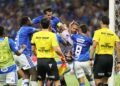 Final do Mineiro Termina em Pancadaria: 23 Jogadores Expulsos no Clássico